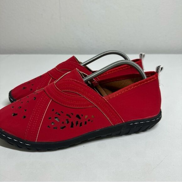 J'ADIOR New Red Slip-On Faux Leather Walking Cushioned Travel Shoe NWOT Sz 8,5 - Picture 1 of 13